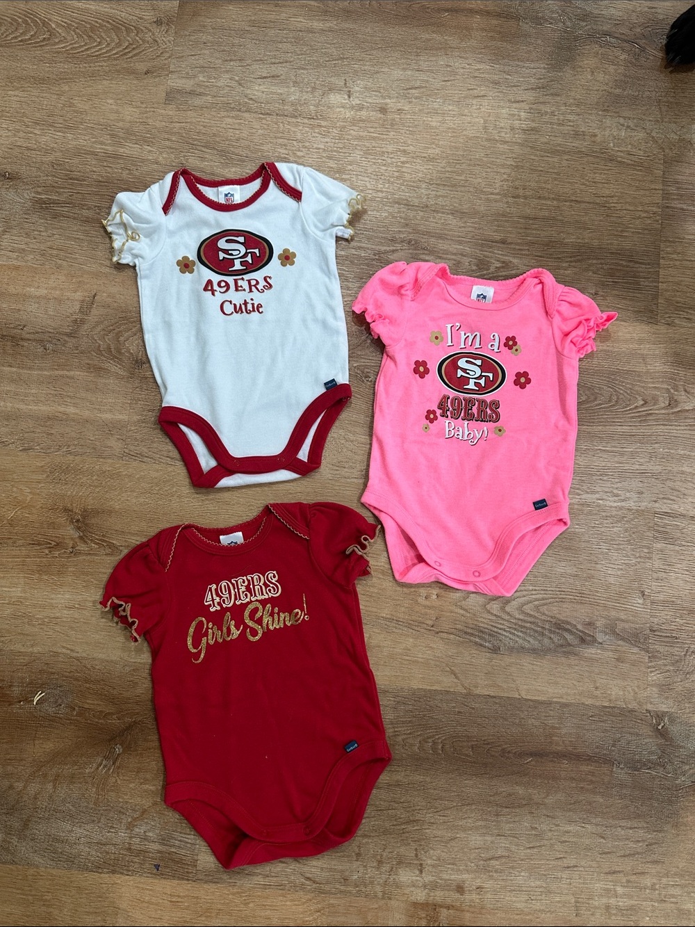 San Francisco 49ers Girls' Onesies - White, Pink, Red